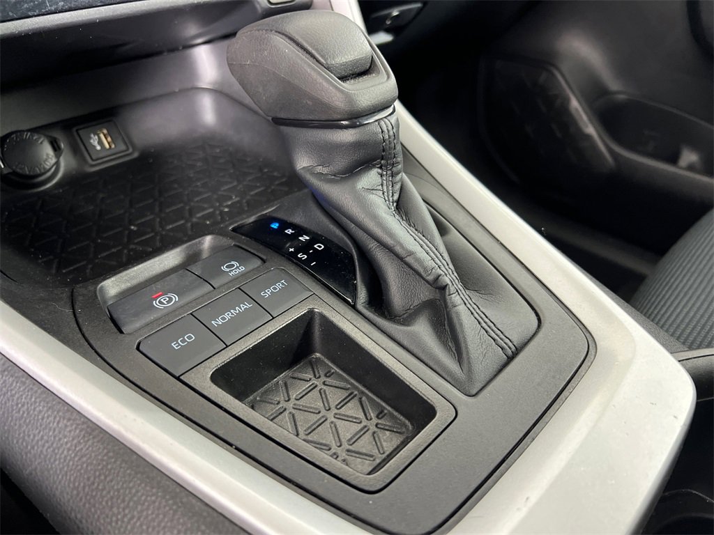 Used 2023 Toyota RAV4 LE image 30