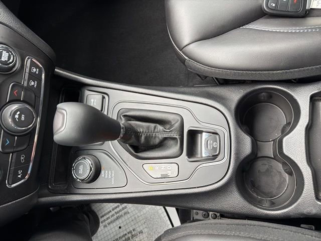 Used 2019 Jeep Cherokee Latitude Plus w/ Cold Weather Group image 22