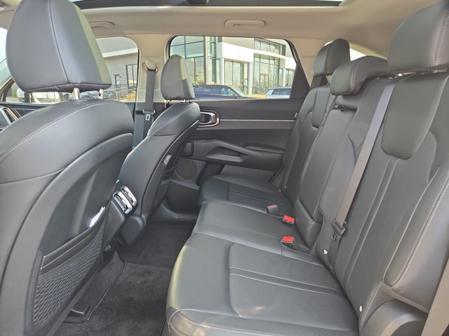 Used 2025 Kia Sorento S w/ Panoramic Sunroof Package FWD image 27
