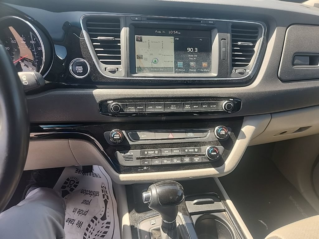 Used 2016 Kia Sedona SX FWD image 23