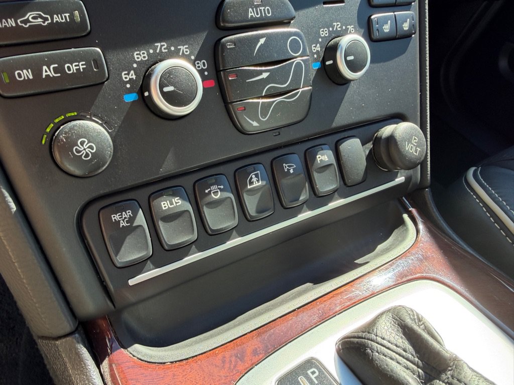 Used 2013 Volvo XC90 3.2 AWD/4WD image 19