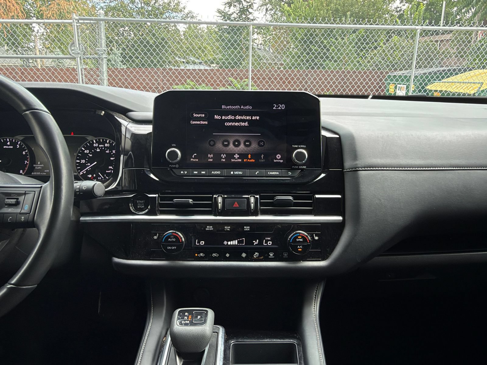 Used 2025 Nissan Pathfinder SV AWD/4WD image 16