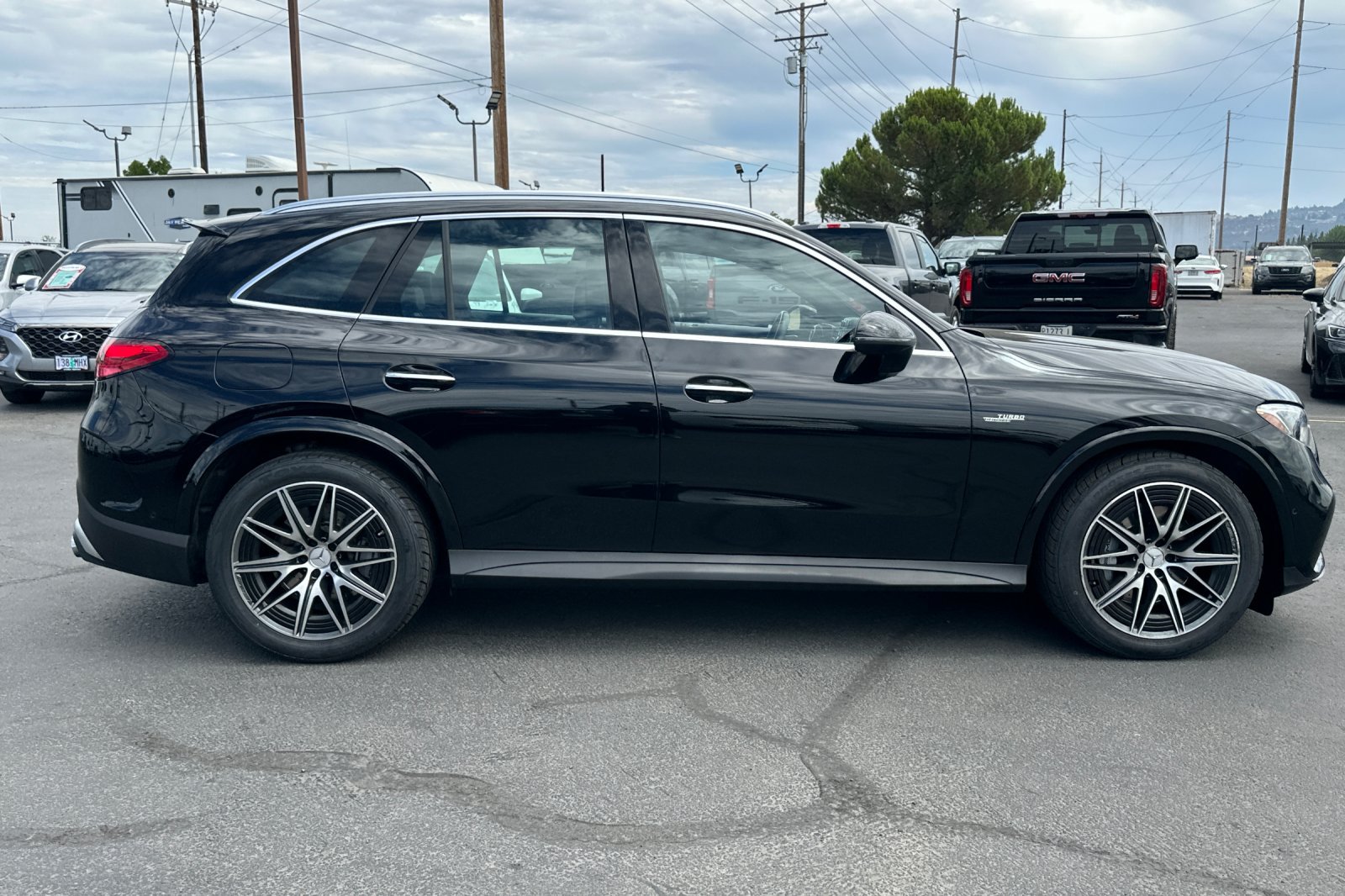 Used 2024 Mercedes-Benz GLC 43 AMG 4MATIC image 3