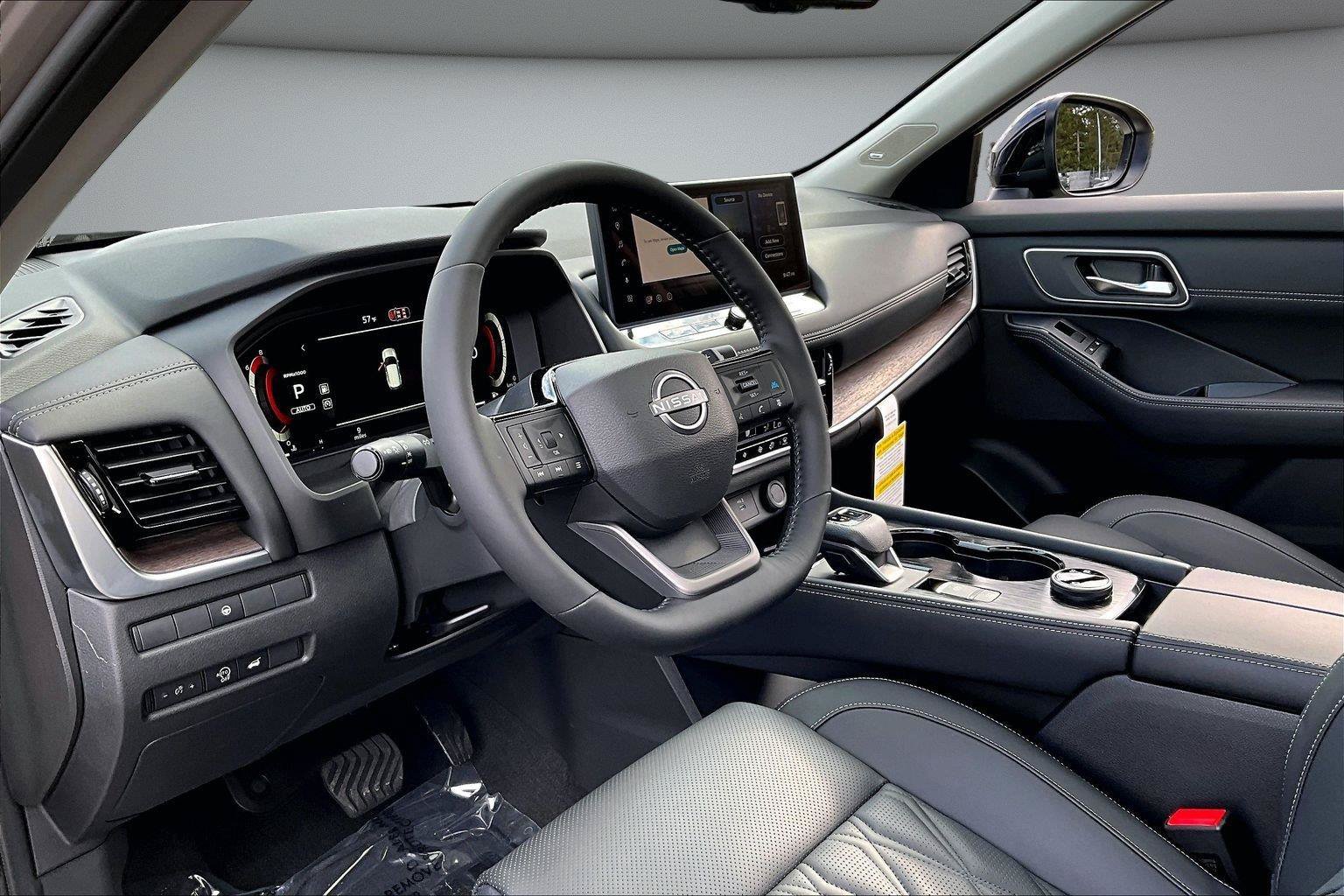 New 2026 Nissan Rogue Platinum AWD/4WD image 8