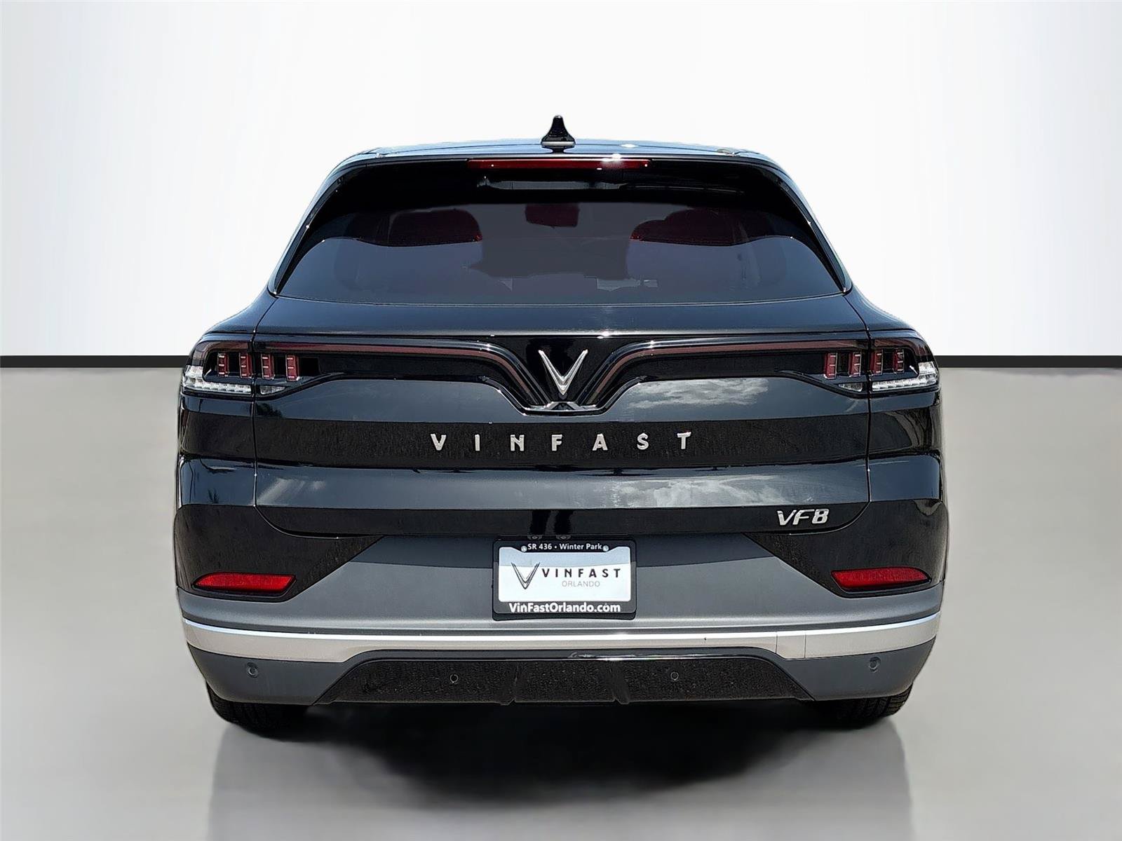 New 2025 VinFast VF 8 Eco AWD/4WD image 6