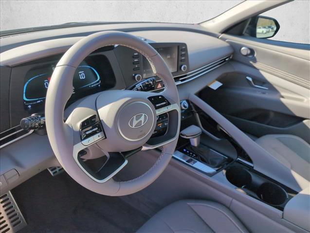 New 2026 Hyundai Elantra SEL Sport Premium video 3