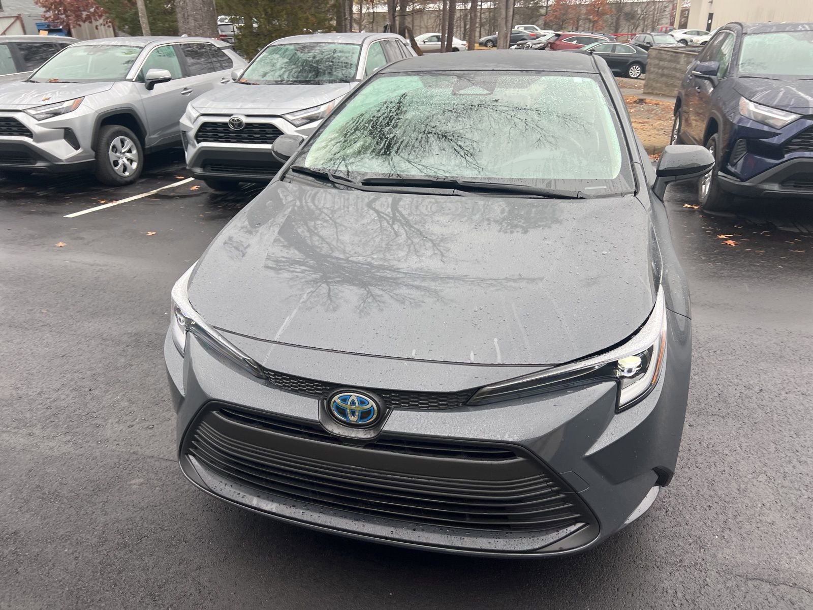 Used 2025 Toyota Corolla LE image 1