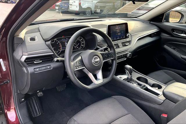 Certified 2025 Nissan Altima 2.5 SV image 17