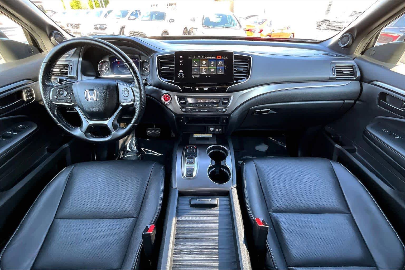 Used 2023 Honda Passport EX-L image 16