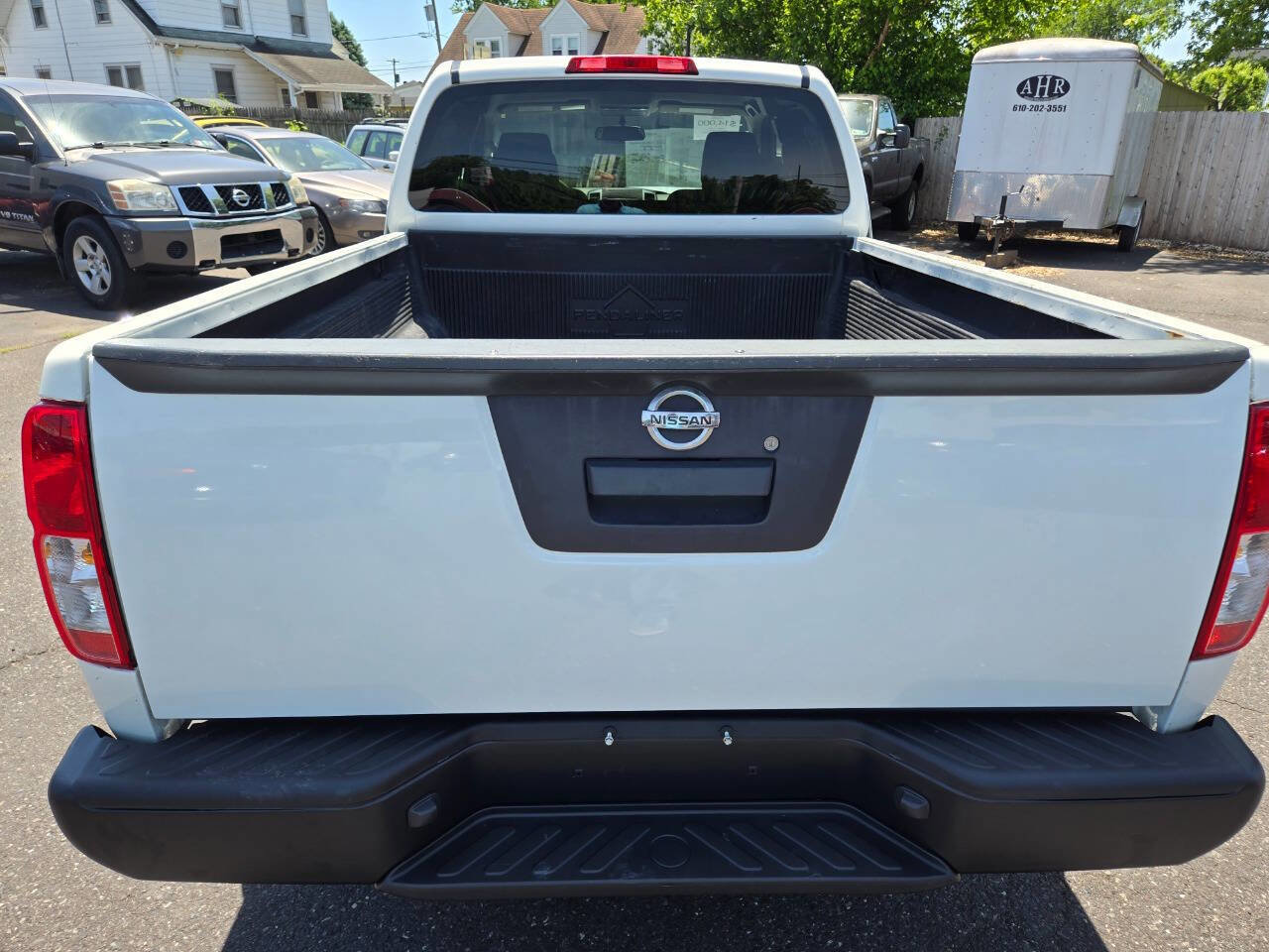 Used 2015 Nissan Frontier S RWD image 7