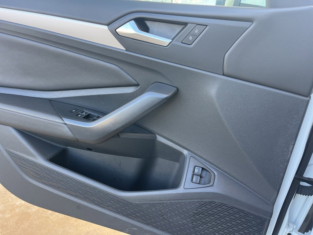 Used 2024 Volkswagen Jetta S image 6