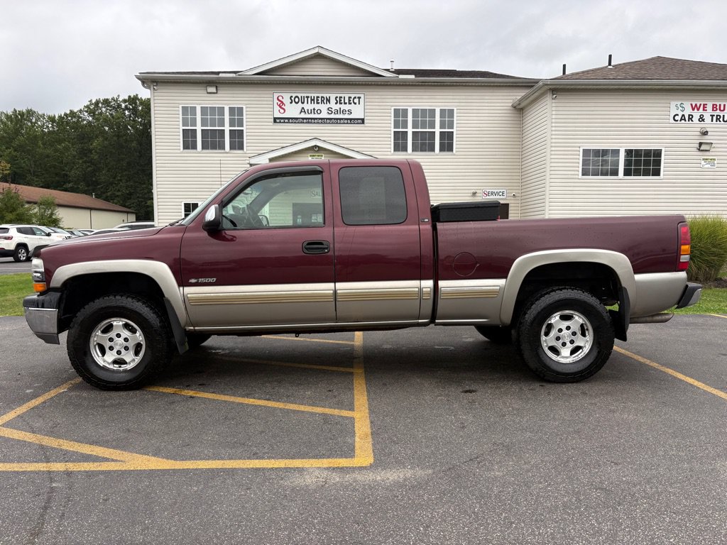 Used 2002 Chevrolet Silverado 1500 LS w/ Off-Road Pkg AWD/4WD image 1