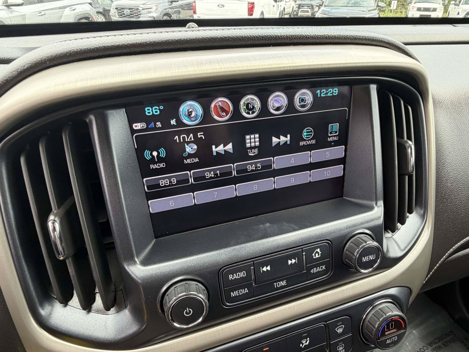 Used 2018 GMC Canyon Denali RWD image 8