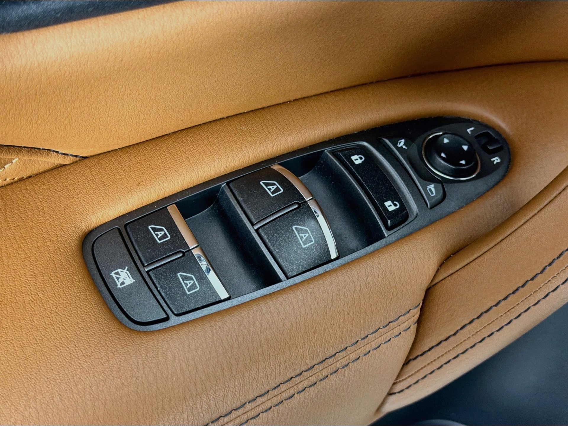 Used 2019 INFINITI QX80 Luxe w/ Proactive Package RWD image 18