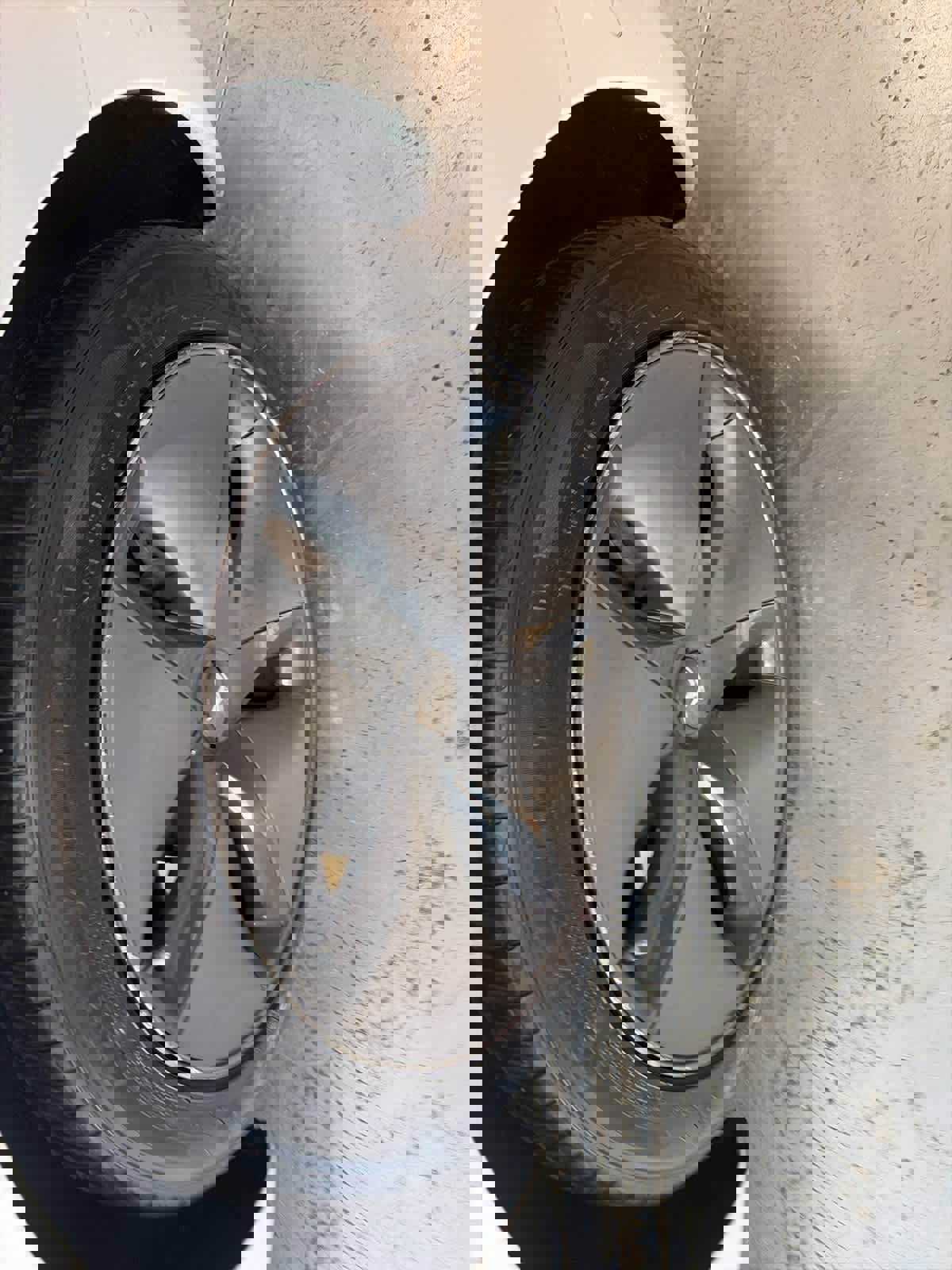 Used 2019 Tesla Model 3 Standard Range image 13