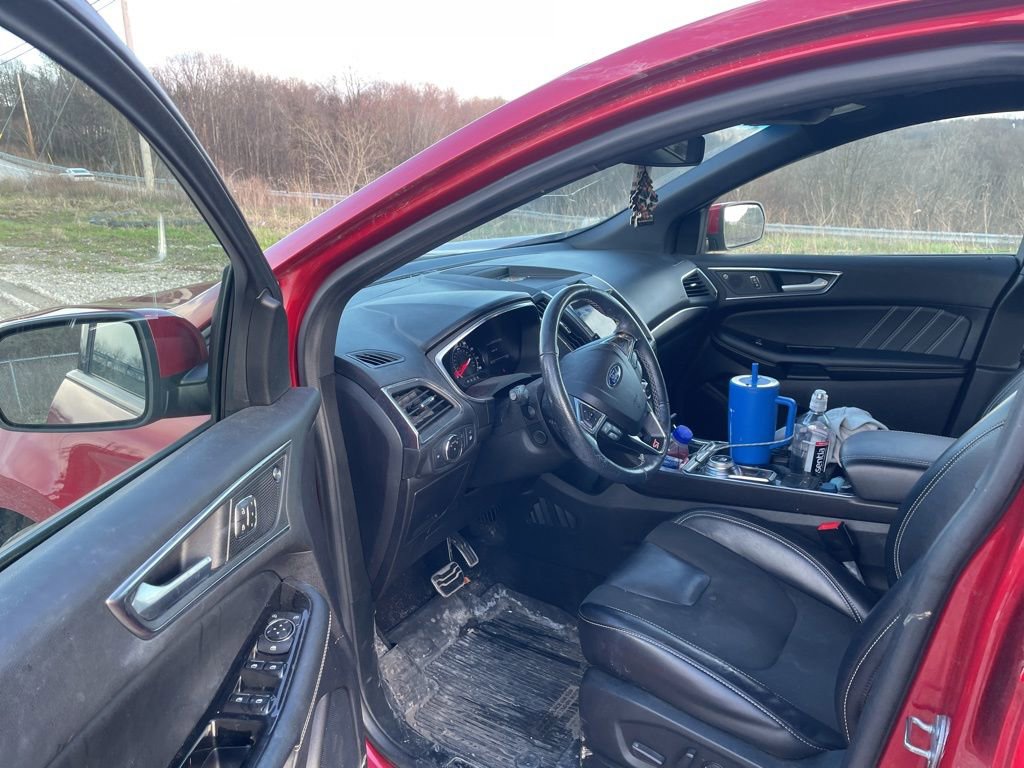 Used 2020 Ford Edge ST w/ Cold Weather Package image 12
