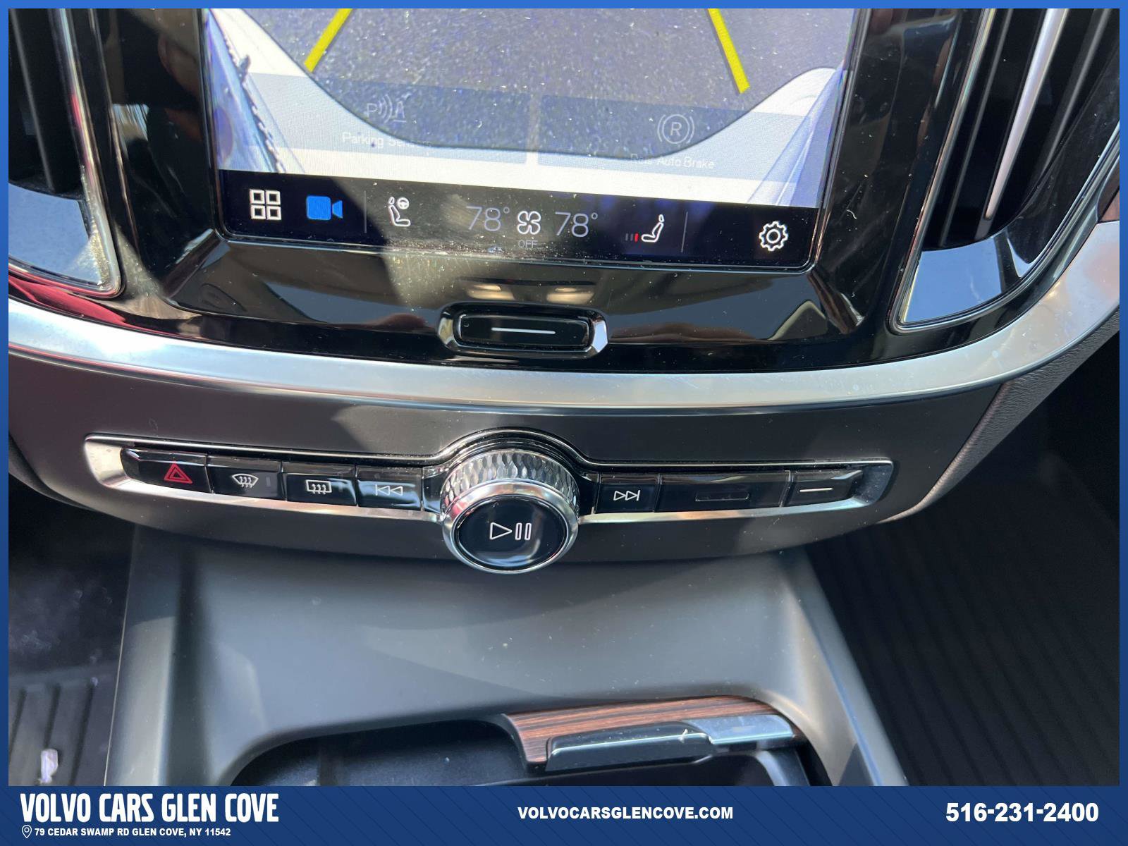Used 2023 Volvo S60 B5 Plus w/ Climate Package image 30