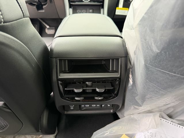 New 2026 Jeep Grand Cherokee Limited AWD/4WD image 25