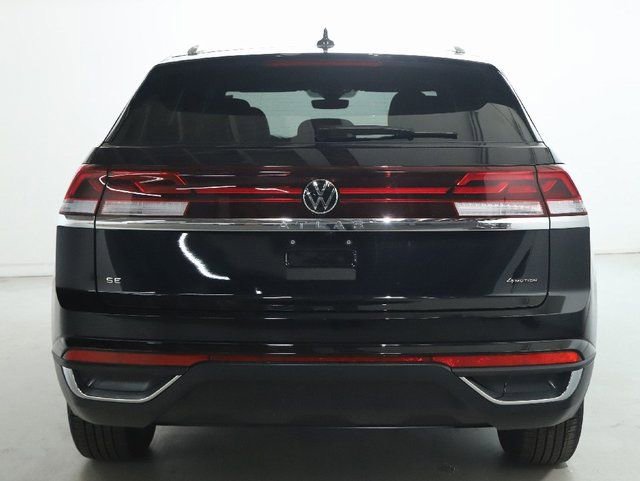 Used 2025 Volkswagen Atlas Cross Sport SE AWD/4WD image 41
