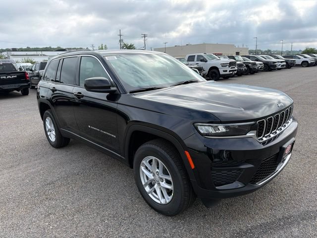 New 2026 Jeep Grand Cherokee Laredo