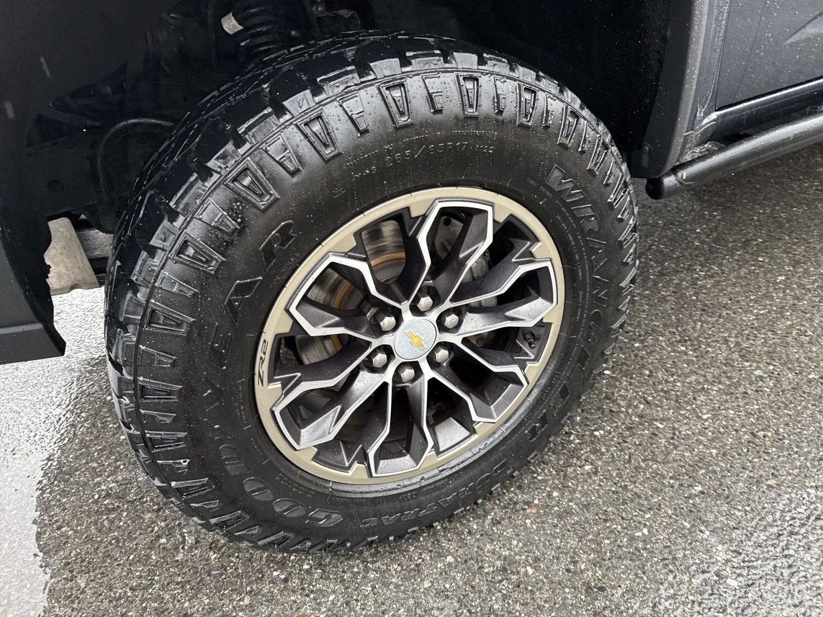 Used 2019 Chevrolet Colorado ZR2 image 11