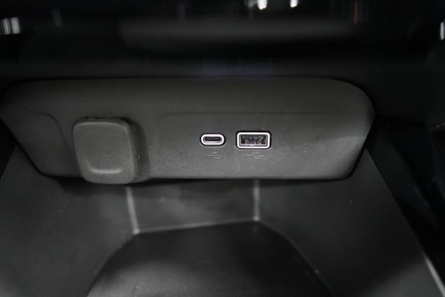 Used 2024 Chevrolet Trax LT w/ LT Convenience Package FWD image 38