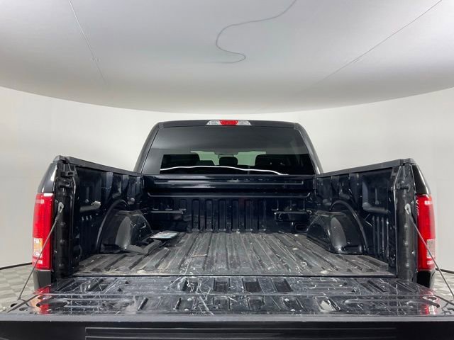 Used 2016 Ford F150 XLT AWD/4WD image 24
