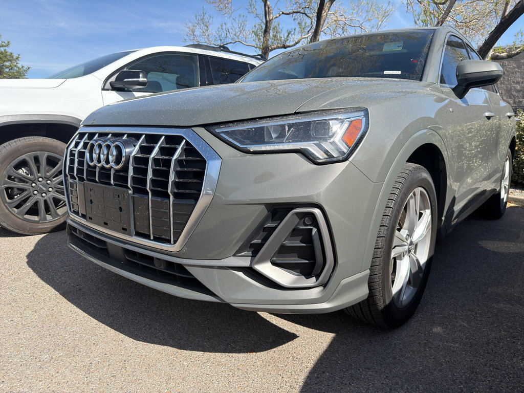 Used 2020 Audi Q3 2.0T Premium Plus w/ Premium Plus Package image 14