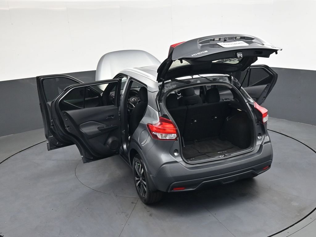 Used 2019 Nissan Kicks SV image 48