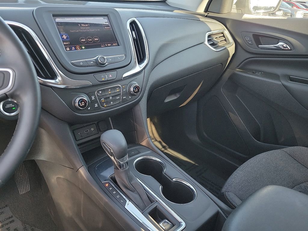 Used 2023 Chevrolet Equinox LT image 20