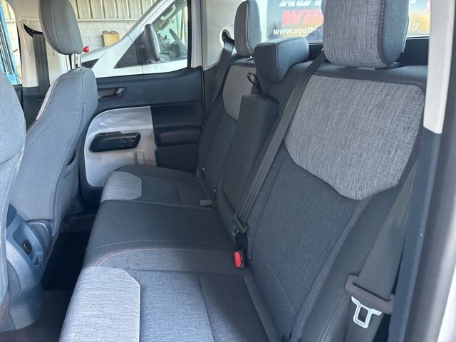 Used 2023 Ford Maverick XLT image 3