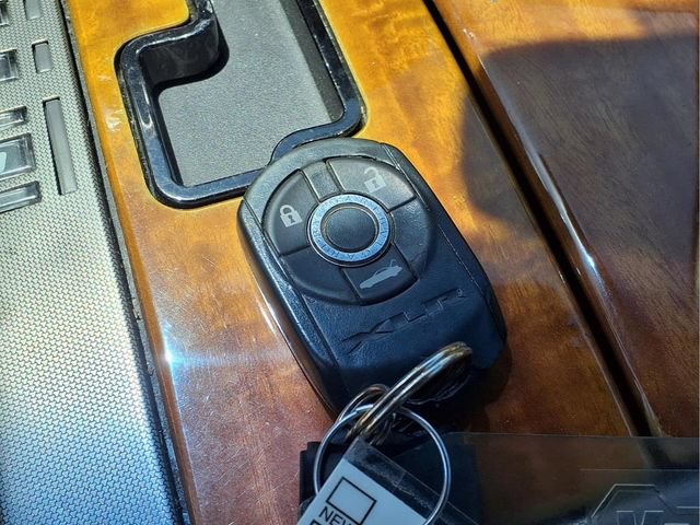 Used 2005 Cadillac XLR RWD image 17