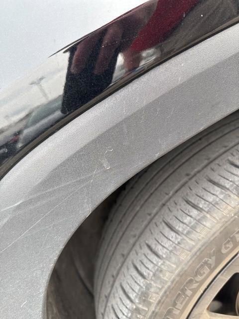 Used 2023 GMC Terrain SLT w/ Elevation Edition image 25