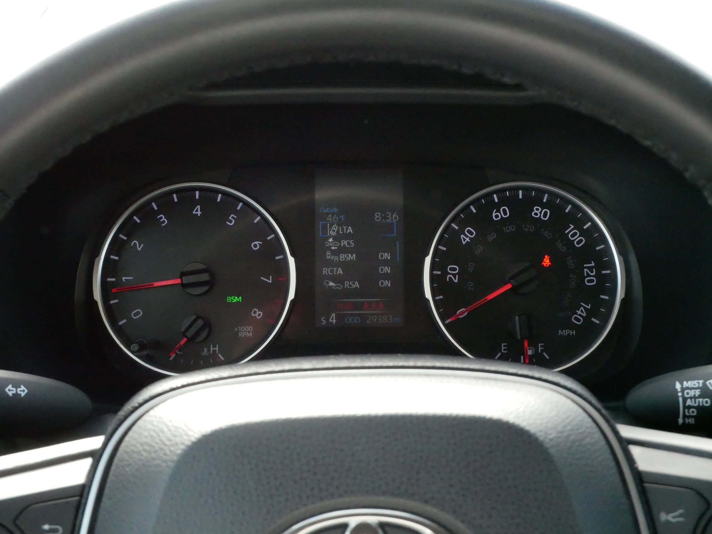Used 2022 Toyota RAV4 XLE Premium AWD/4WD image 21