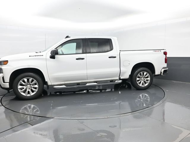Used 2022 Chevrolet Silverado 1500 Custom w/ LPO, Dark Essentials Package image 5