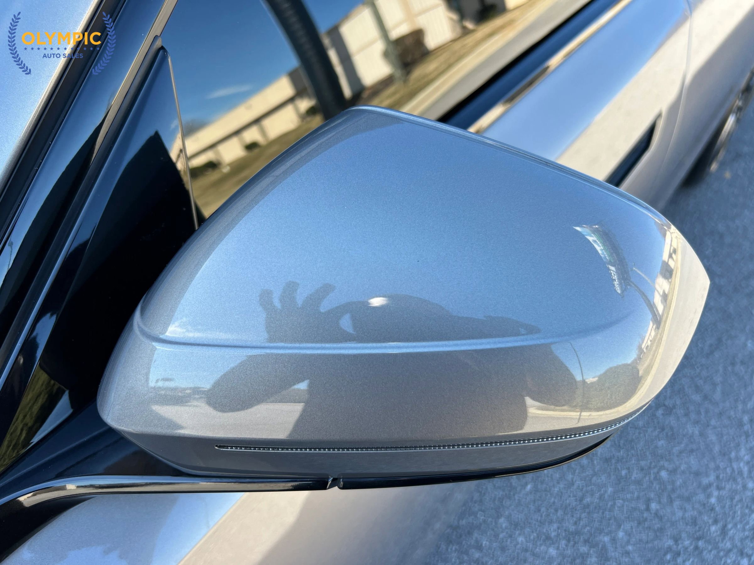 Used 2023 BMW 740i image 18