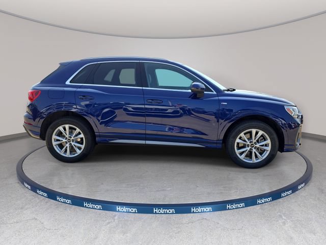 Certified 2024 Audi Q3 2.0T Premium w/ Convenience Package AWD/4WD image 4