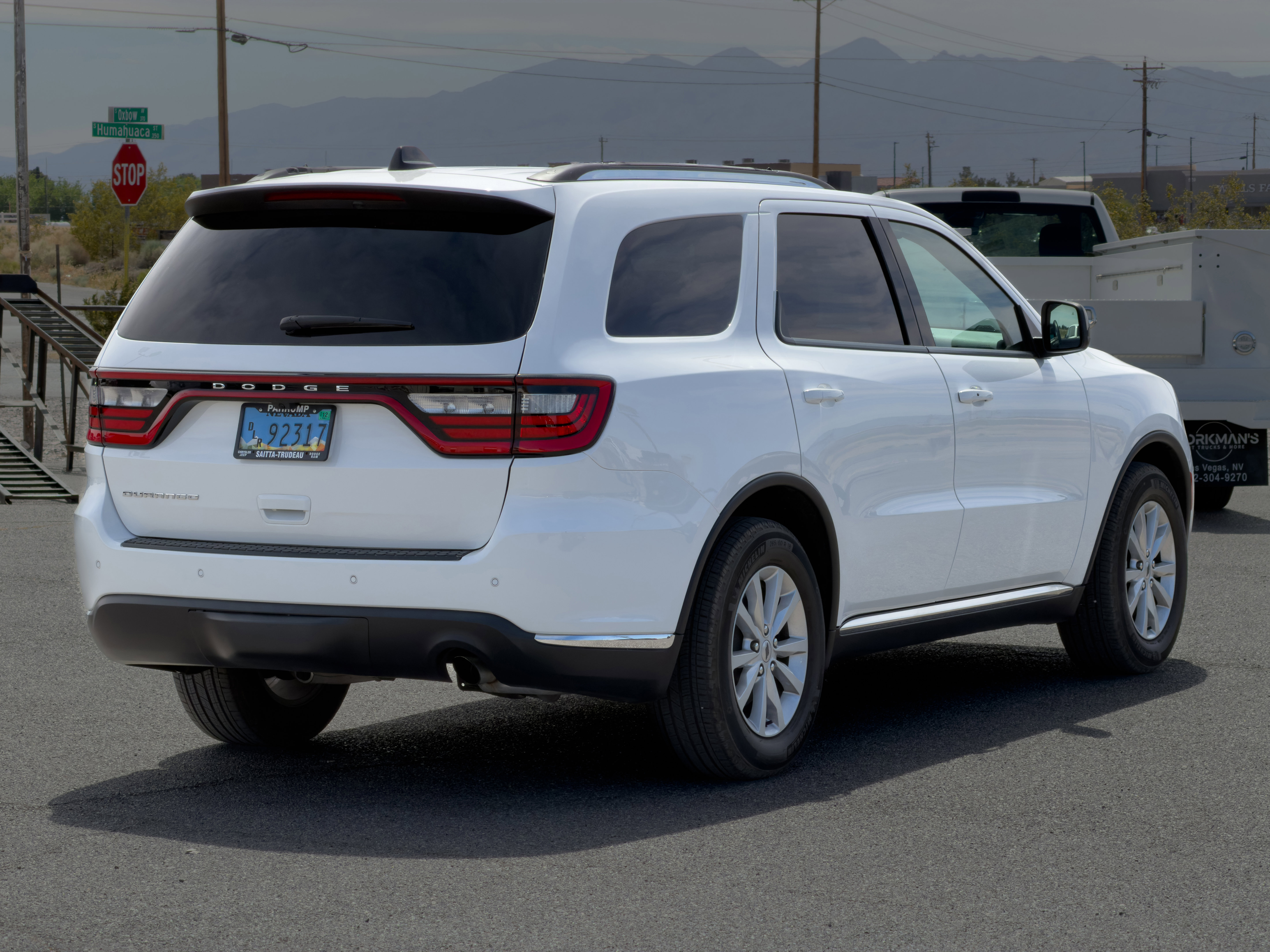 Used 2023 Dodge Durango SXT Launch Edition RWD image 5