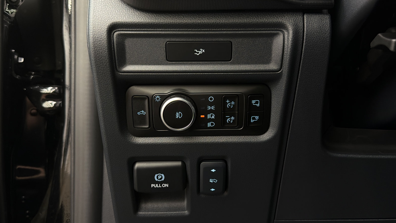 Used 2026 Ford F150 Lariat AWD/4WD image 29