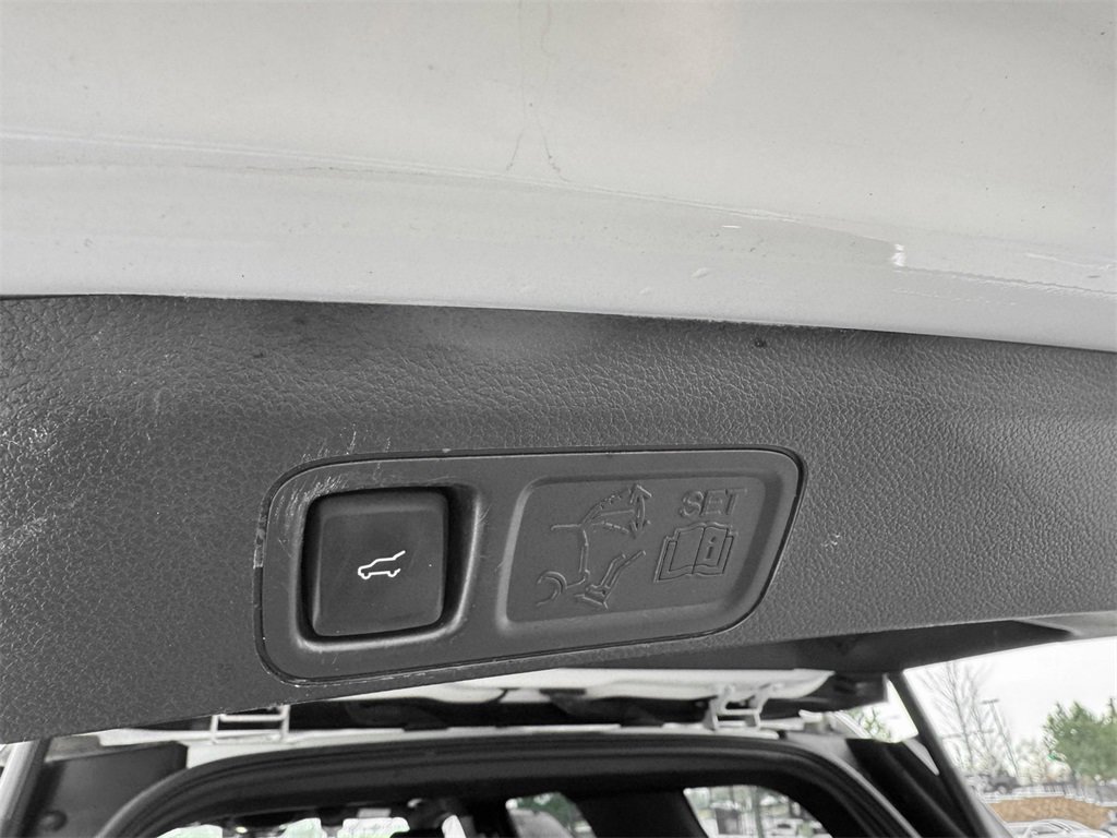 Used 2019 Ford Expedition XLT w/ Equipment Group 202A image 10