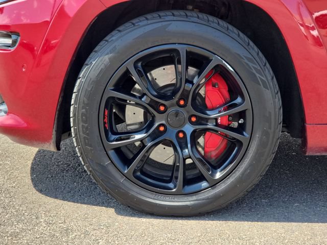 Used 2015 Jeep Grand Cherokee SRT AWD/4WD image 21