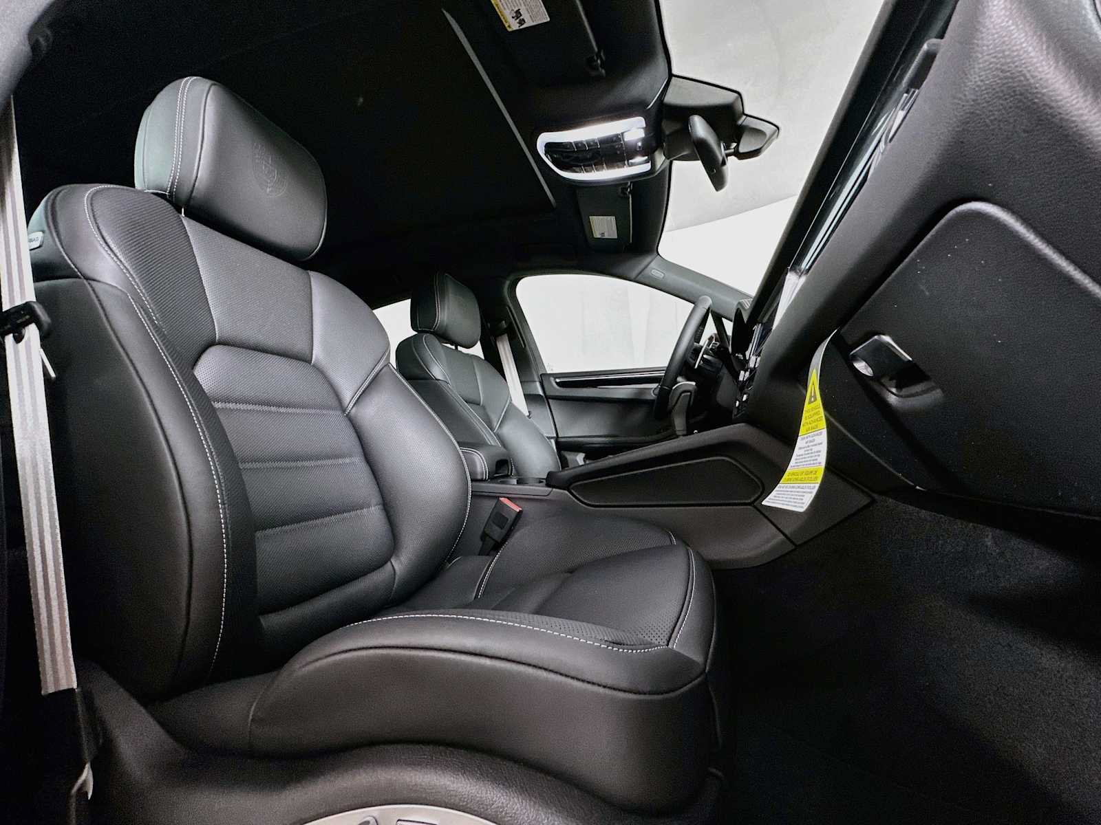 New 2026 Porsche Macan S AWD/4WD image 29