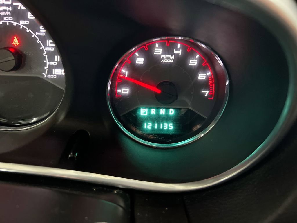 Used 2013 Dodge Avenger SE image 13