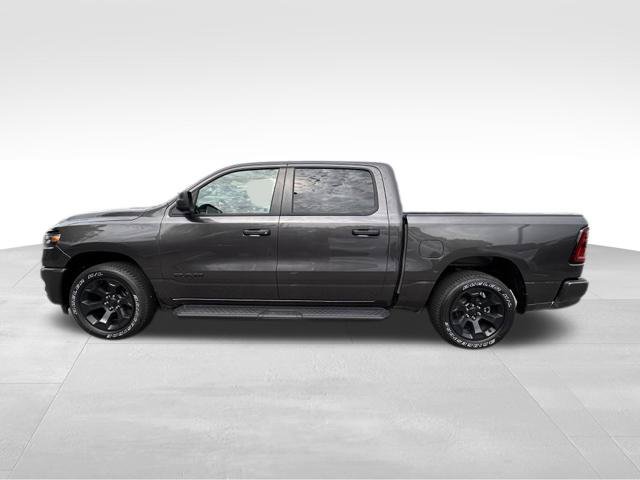 New 2026 RAM 1500 Express AWD/4WD image 3