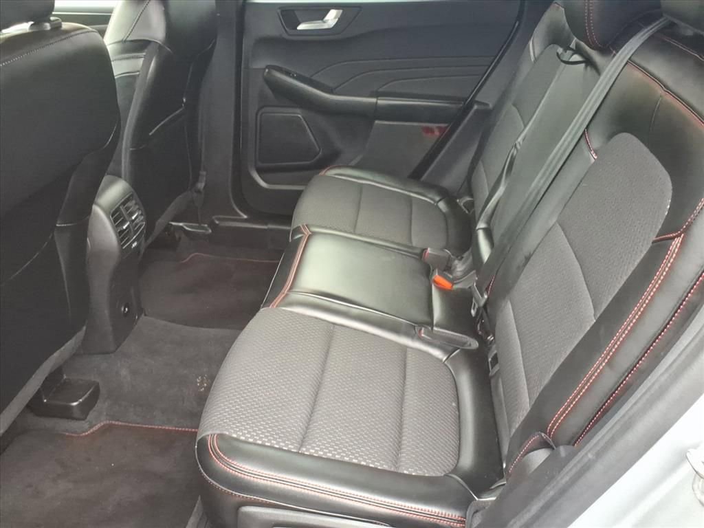 Certified 2023 Ford Escape ST-Line w/ Tech Pack #1 AWD/4WD image 9