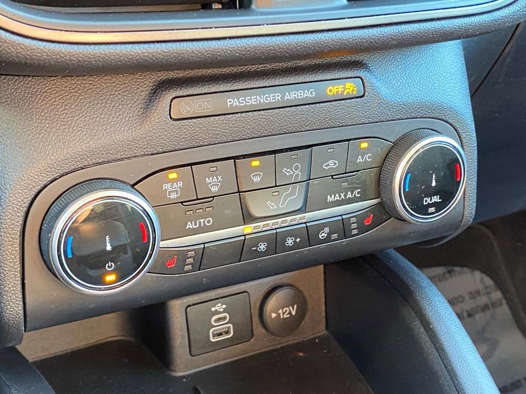 Used 2025 Ford Escape Active w/ Cold Weather Package image 16