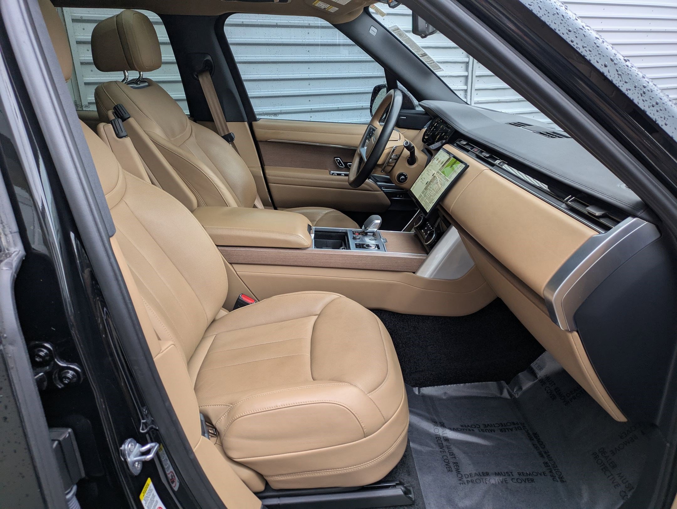 Certified 2023 Land Rover Range Rover SE image 35