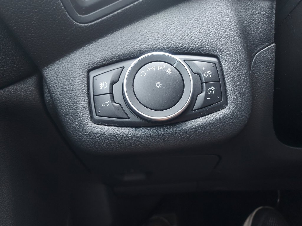 Used 2019 Ford Escape SE AWD/4WD image 20