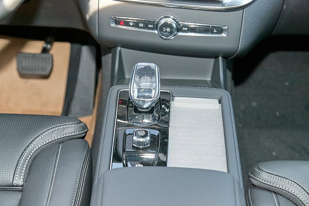 New 2026 Volvo XC90 B6 Ultra w/ Lounge Package image 29