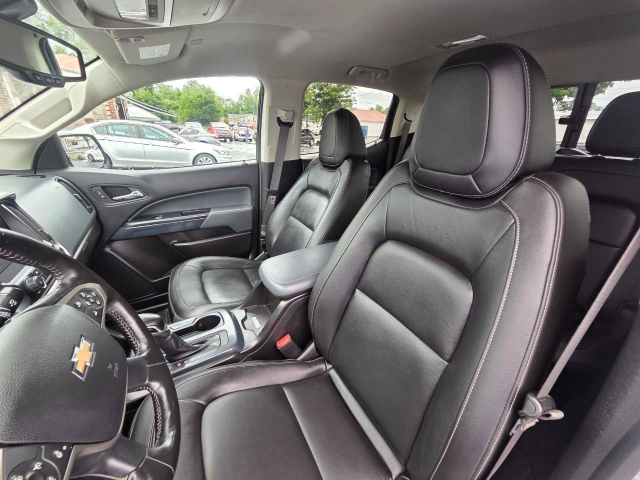 Used 2022 Chevrolet Colorado Z71 AWD/4WD image 14